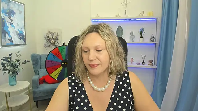 NinaStarle online show from March 18, 10:42 am