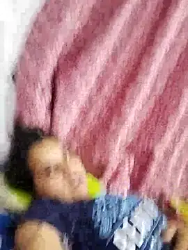 Snapshot of JHILMIL chatting on October 19, 3:19 am JHILMIL online show from October 19, 3:19 am