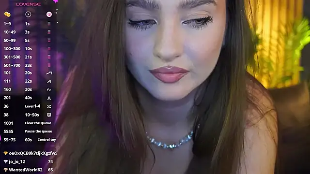 Snapshot of OceanEyessss_ chatting on October 2, 8:25 pm OceanEyessss online show from October 2, 8:25 pm
