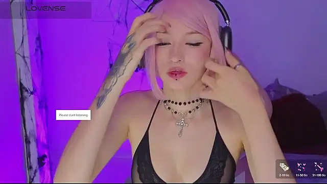 Moonlightt 21 online show from November 2, 7:39 pm