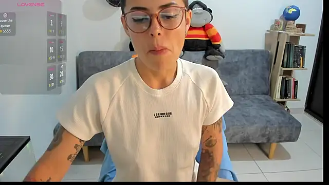 natt op online show from October 6, 12:27 am