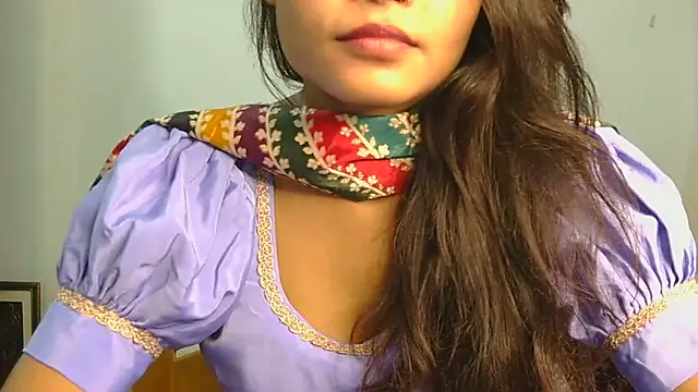 Aarti misty71 online show from April 18, 5:21 am