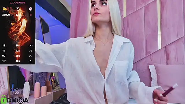 SelenaDaze online show from February 22, 6:47 am