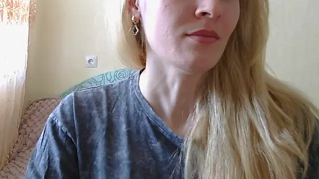 JayeTyler online show from March 24, 7:47 am