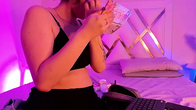 KattEngel online show from November 14, 12:49 pm