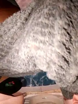 Dassing strip couple online show from January 16, 7:10 pm