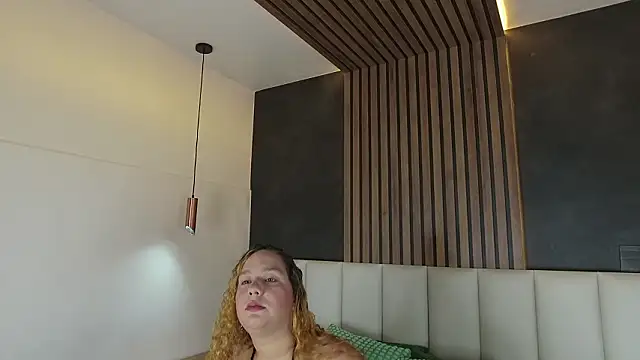 JenaCooper  online show from February 10, 2:47 am