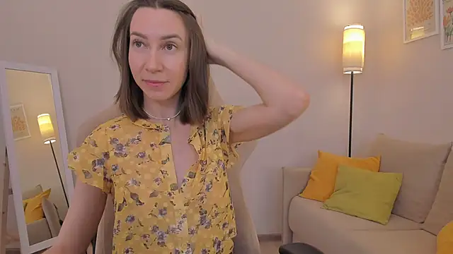 GoodGlamorGirl online show from July 2, 3:56 am