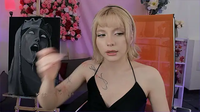 AuroraWrenfield online show from March 3, 7:47 am