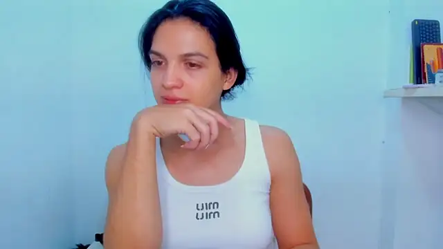 ISA BELLA VZL online show from April 5, 6:51 pm