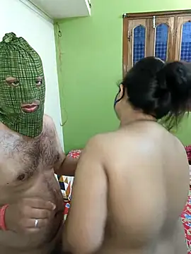 SwatiCam online show from September 30, 5:18 pm