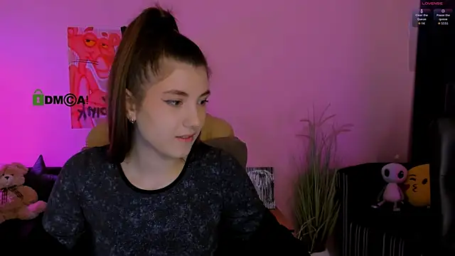 lissa night online show from November 9, 9:49 am