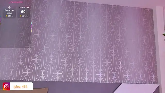 Celine Lee online show from December 2, 2:41 pm