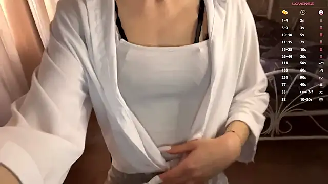 miainheat online show from October 11, 9:25 am