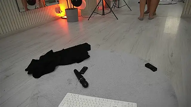 EmmaBlanco online show from November 14, 8:20 pm