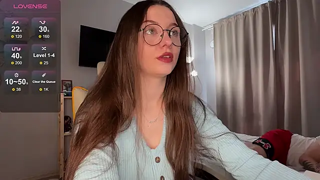 wwow meow online show from October 11, 6:29 am