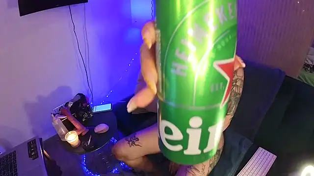 sarahpearlx online show from September 21, 8:07 pm