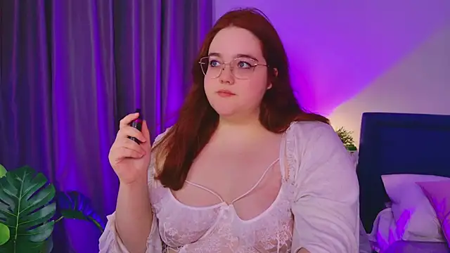 Neko Moor online show from February 6, 8:56 pm