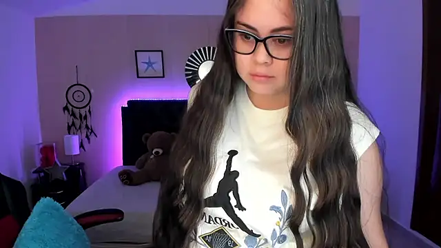 LolaVillalobos online show from March 19, 12:31 pm