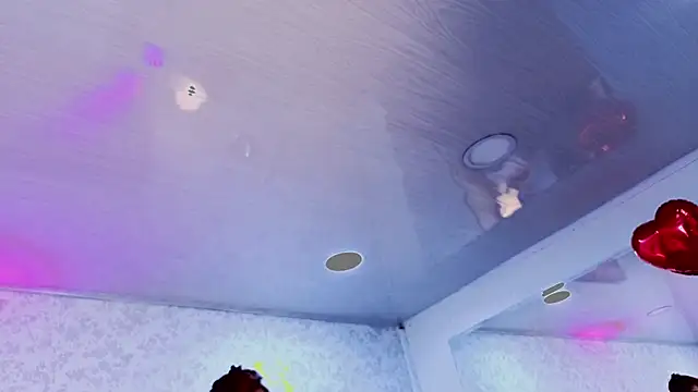 Snapshot of ZoeBenneti chatting on September 20, 5:17 am ZoeBenneti online show from September 20, 5:17 am