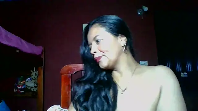 Snapshot of DianaOchoa_ chatting on October 7, 3:44 am DianaOchoa online show from October 7, 3:44 am