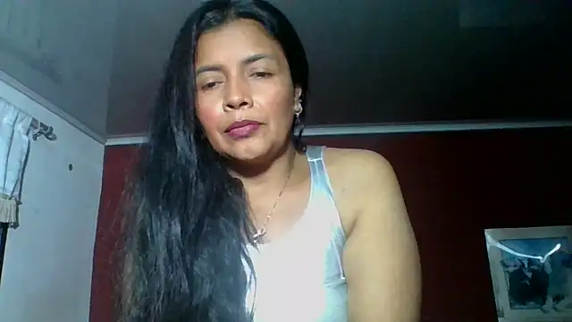 Snapshot of DianaOchoa_ chatting on October 9, 4:05 am DianaOchoa online show from October 9, 4:05 am