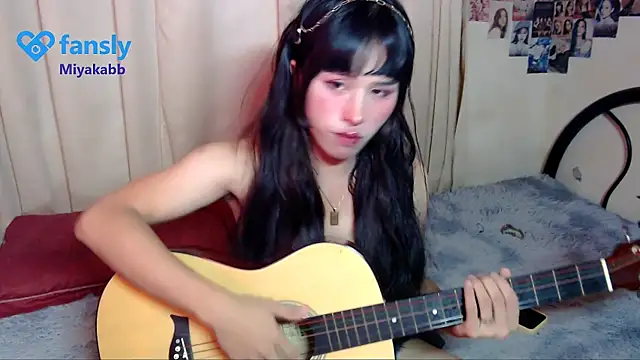 chakababe online show from April 3, 11:14 pm