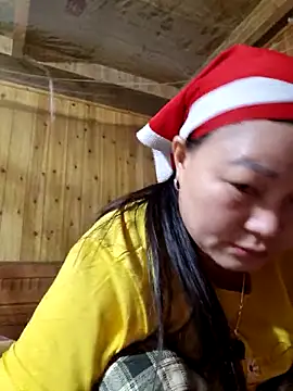 yoowwmr online show from November 4, 2:44 pm