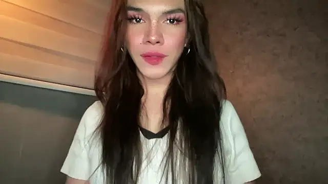 Misselliefayexxx online show from November 7, 11:42 pm