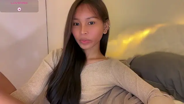  sexyanne69  online show from April 13, 7:36 pm