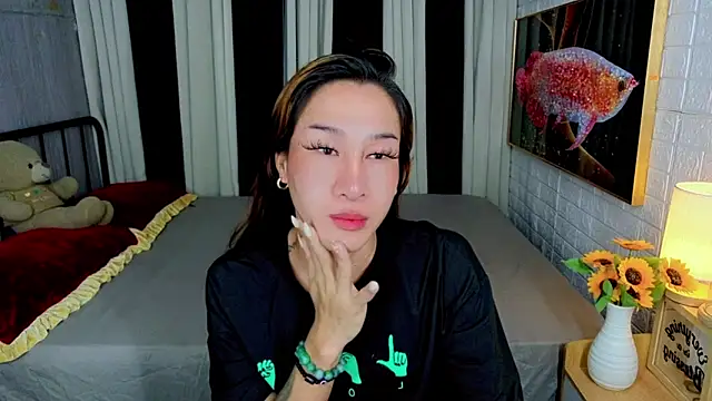 TRANSGODDESSA online show from October 27, 10:48 pm