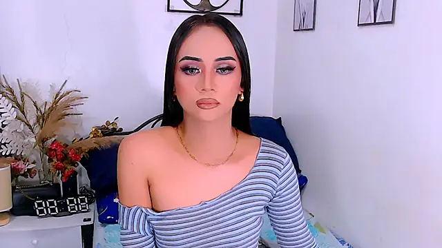 Zialustts online show from December 17, 4:00 pm