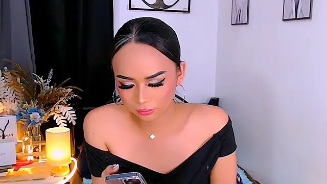 Zialustts online show from March 20, 6:24 pm