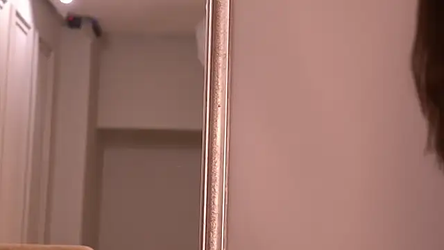 KendalJolly online show from October 22, 4:39 am