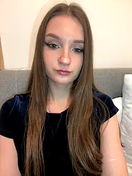 AdelinaEmber online show from November 21, 10:17 am