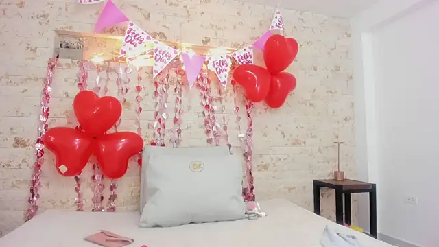 ikia lopez  online show from February 16, 11:21 am