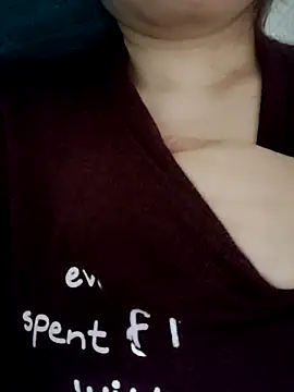 daisylouis online show from March 13, 1:34 pm