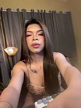 Nyxie luxx online show from April 5, 9:03 pm