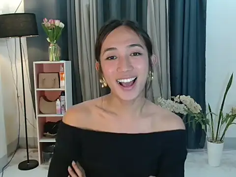 payatitaxxx online show from May 6, 1:26 pm