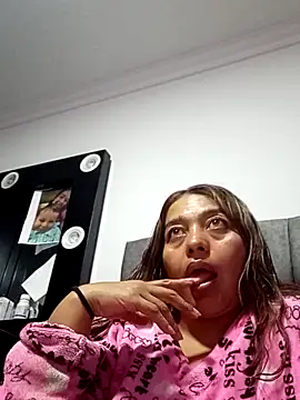 Bellamoretii5 online show from February 15, 1:19 am