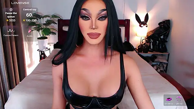 xQueenElektrax online show from February 21, 5:30 am