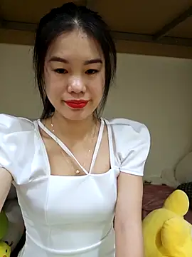 Snapshot of Baby-ladytits2025 chatting on October 21, 3:38 pm Baby-ladytits2025 online show from October 21, 3:38 pm