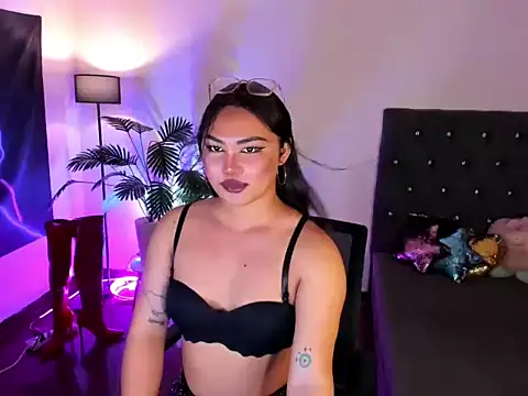 Unique Maya online show from March 29, 8:57 am