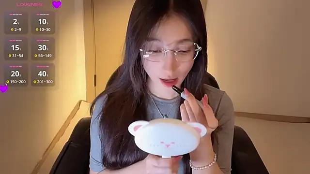 Seraphina-se online show from March 24, 2:44 pm