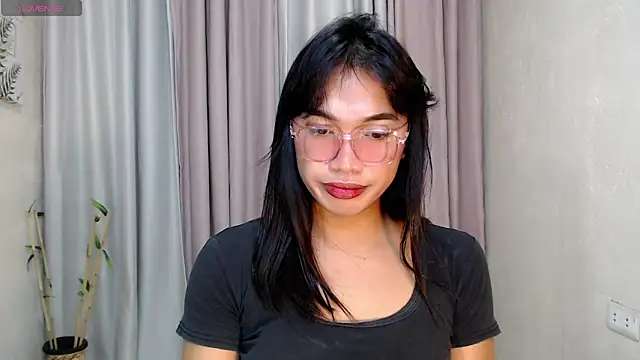 Herbielustts online show from April 20, 1:03 pm