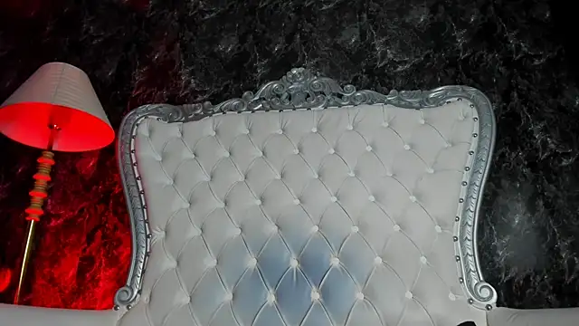 MirandaSould online show from March 11, 1:36 pm