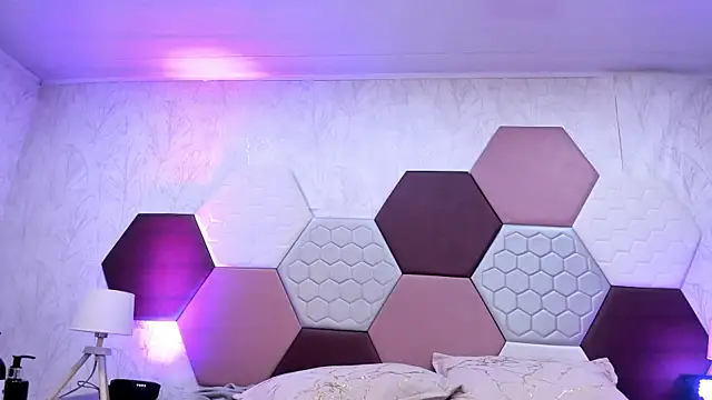 ArielleWilde online show from September 15, 4:54 am