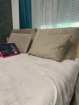 Velvetnoir21 online show from October 15, 10:18 am