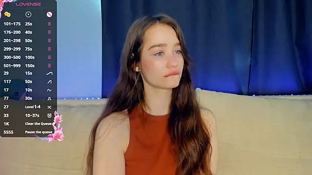 lovelyalivia online show from April 12, 7:22 am