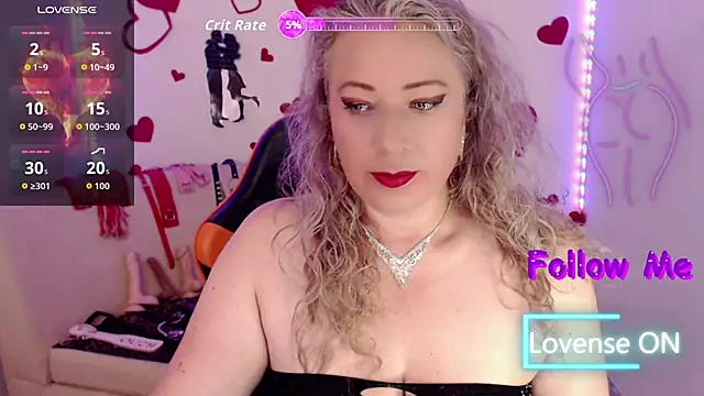 sofiacurvy 45 online show from October 5, 6:57 pm